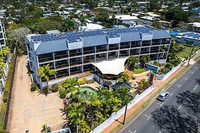 Shelly Bay Resort