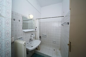 Lecadin Hotel