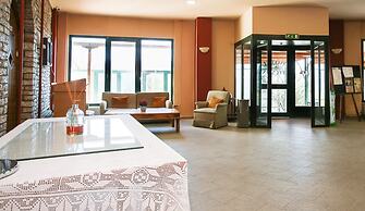 Lecadin Hotel