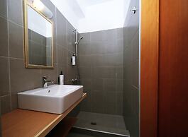 Lecadin Hotel