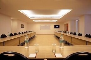 Red Fox by Lemon Tree Hotels, Hyderabad