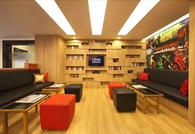 Red Fox by Lemon Tree Hotels, Hyderabad