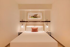 Red Fox by Lemon Tree Hotels, Hyderabad
