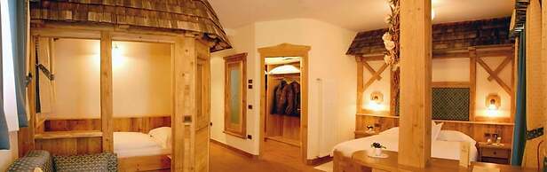 Paradise Lodge