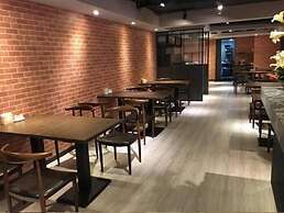 Dahshin Hotel