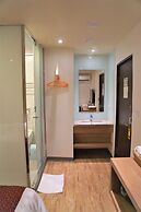 Dahshin Hotel