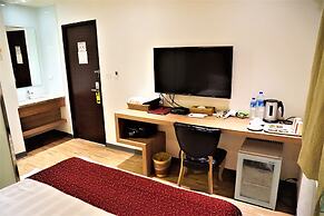 Dahshin Hotel