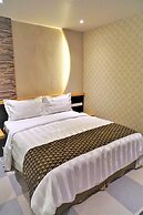 Dahshin Hotel
