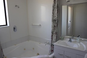 Aorangi Moanor Motel