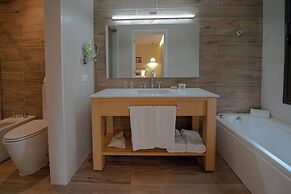 IGUAZU JUNGLE HOTEL
