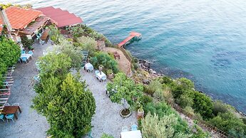 Assos Terrace Hotel