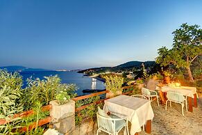 Assos Terrace Hotel