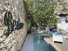 Hôtel de la Plage Mahogany