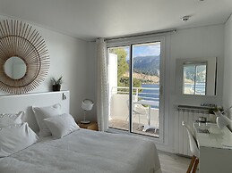 Hôtel de la Plage Mahogany
