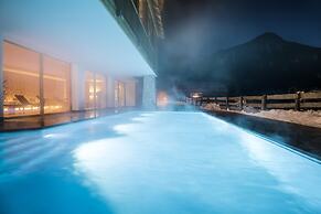 Mareo Dolomites Hotel