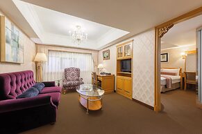 Cosmos Hotel Taipei