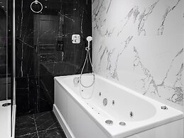 Dover Marina Hotel & Spa, Tapestry Collection by Hilton