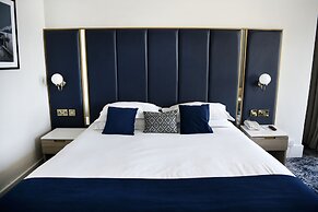 Dover Marina Hotel & Spa, Tapestry Collection by Hilton