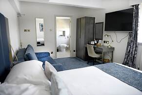 Dover Marina Hotel & Spa, Tapestry Collection by Hilton