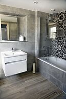 Dover Marina Hotel & Spa, Tapestry Collection by Hilton