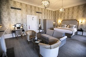 Dover Marina Hotel & Spa, Tapestry Collection by Hilton