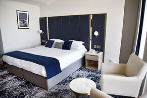 Dover Marina Hotel & Spa, Tapestry Collection by Hilton
