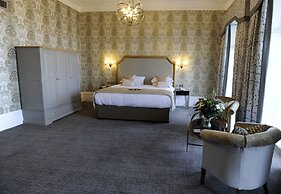 Dover Marina Hotel & Spa, Tapestry Collection by Hilton