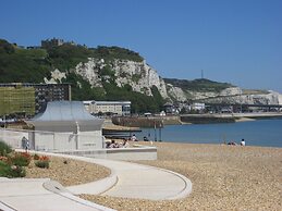 Dover Marina Hotel & Spa, Tapestry Collection by Hilton