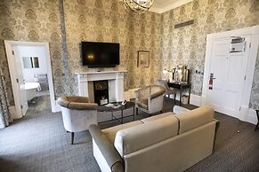 Dover Marina Hotel & Spa, Tapestry Collection by Hilton