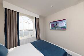 Dover Marina Hotel & Spa, Tapestry Collection by Hilton