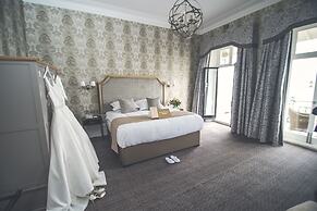 Dover Marina Hotel & Spa, Tapestry Collection by Hilton