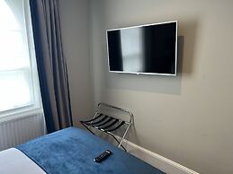 Dover Marina Hotel & Spa, Tapestry Collection by Hilton