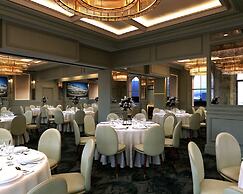 Dover Marina Hotel & Spa, Tapestry Collection by Hilton