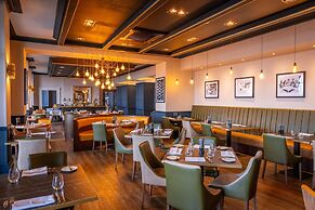 Dover Marina Hotel & Spa, Tapestry Collection by Hilton