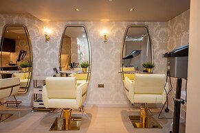 Dover Marina Hotel & Spa, Tapestry Collection by Hilton