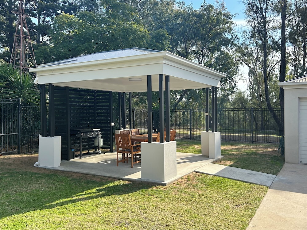 Dalby Fairway Motor Inn
