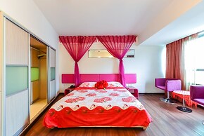 Grand 0773 Hotel