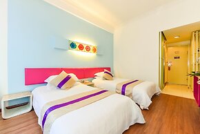 Grand 0773 Hotel
