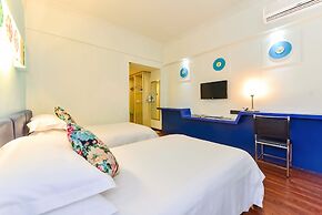 Grand 0773 Hotel