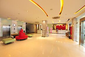 Grand 0773 Hotel