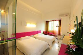 Grand 0773 Hotel