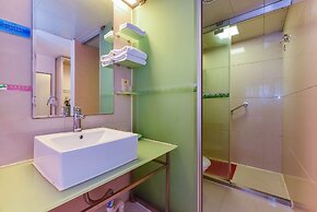Grand 0773 Hotel