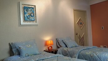 Chez Elena Guesthouse