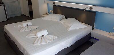 Niriides Hotel