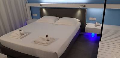 Niriides Hotel