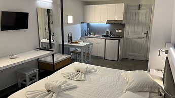 Niriides Hotel