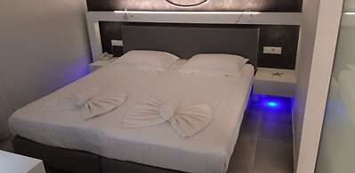 Niriides Hotel