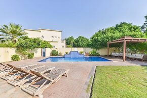 Medlock Villas