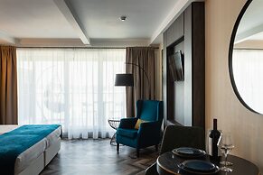 Tulip Residence & Spa Hotel