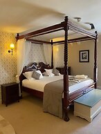 The George Inn